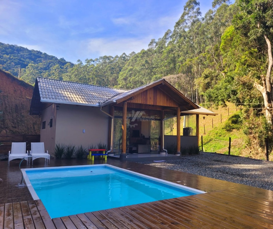 WhatsApp Image 2025-12-12 at 08.57.55.jpeg