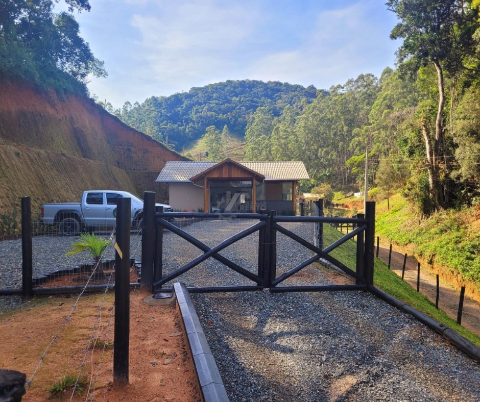 WhatsApp Image 2025-12-12 at 08.57.55 (1).jpeg